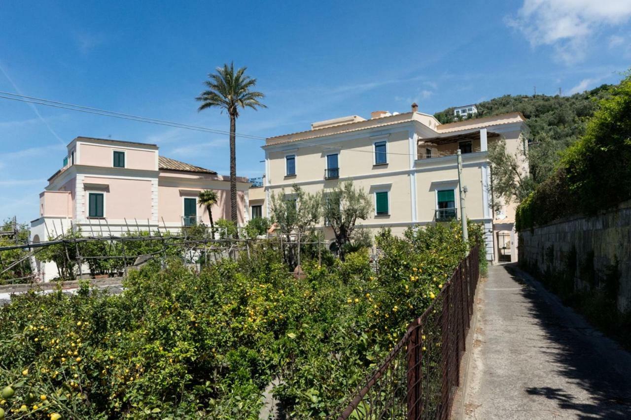 Antonelloapartments - La Farfalla Bianca Marciano Exterior photo